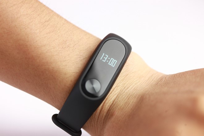 Vòng tay đeo thông minh Mi Band 2.