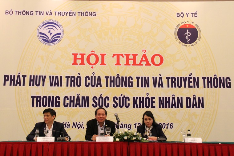 Đoàn chủ trì hội thảo