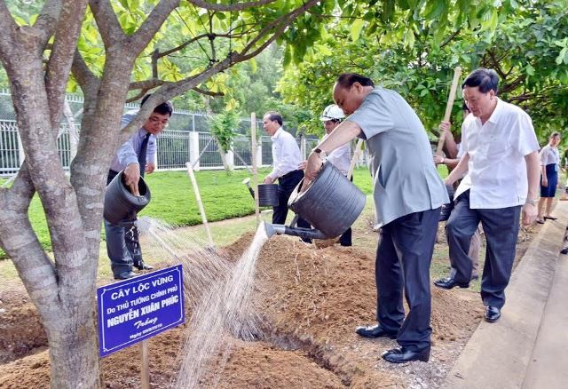 Thủ tướng Chính phủ kêu gọi chung tay, góp sức bảo vệ môi trường.