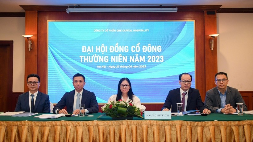 Đoàn chủ tịch Đại hội đồng cổ đông thường niên năm 2023 (AGM 2023) của OCH