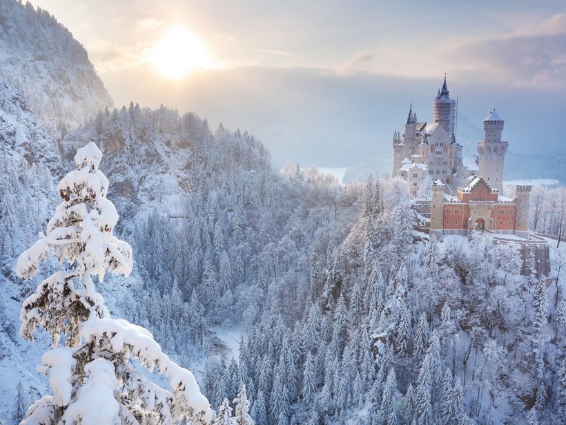 Ngắm những lâu đài bạc đầu trong tuyết