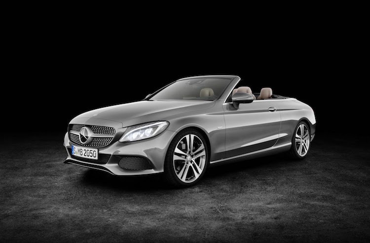 Dựa trên cùng nền tảng chassis MRA với Mercedes S-Class Convertible, phiên bản mui trần Mercedes C-Class Convertible cũng có kiểu dáng theo phong cách tương tự.