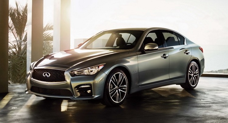 Infiniti Q50 bản 2016 giá 750 triệu đồng