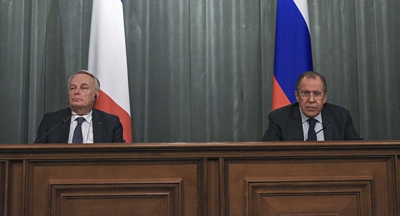 Pháp lần đầu "bênh" Nga trong xung đột Ukraina