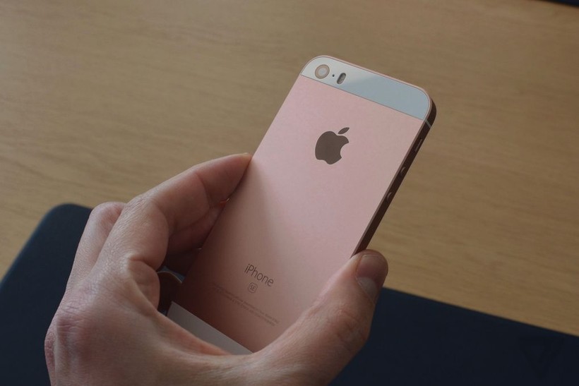 iPhone SE chính hãng lên kệ từ 12/5