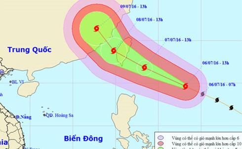 Dự báo đường đi của bão vào chiều 6/7. Ảnh: NCHMF.