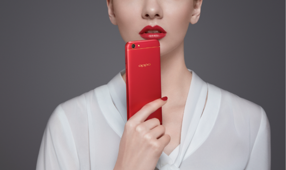 OPPO F3 phiên bản Đỏ đam mê được bán giới hạn.