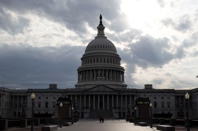 Hạ viện Mỹ bỏ phiếu thông qua một dự luật thúc ép việc chuyển vũ khí cho Israel (Ảnh: Reuters)
