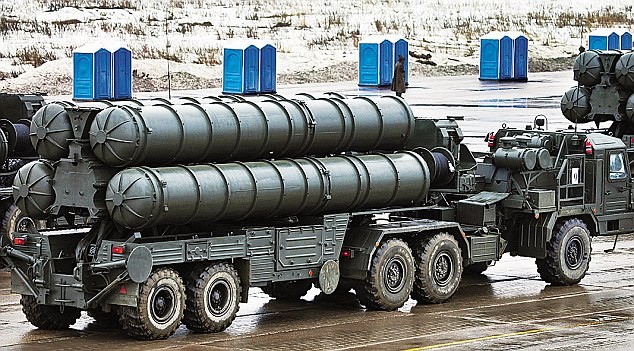 Tên lửa S-400 của quân đội.