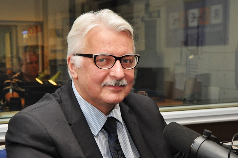 Ông Waszczykowski.