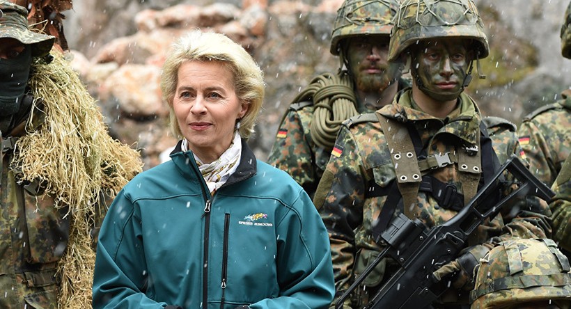 Bà Ursula von der Leyen.