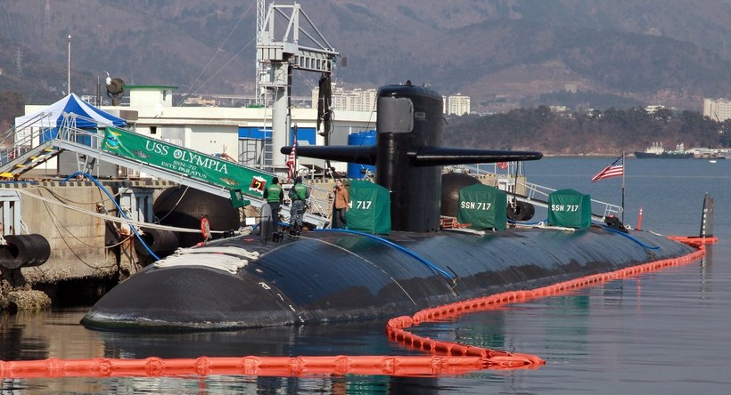 Đệ nhất phu nhân Mỹ liên quan gì đến tàu ngầm lớp Virginia? 