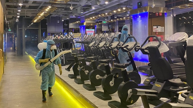 Khử khuẩn phòng gym. Ảnh: Internet