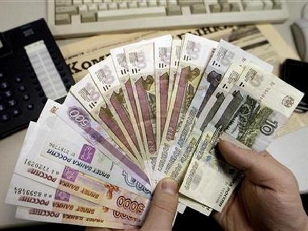 Đồng ruble tăng giá thắp sáng hy vọng phục hồi của kinh tế Nga