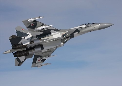 Máy bay tiêm kích Su-35