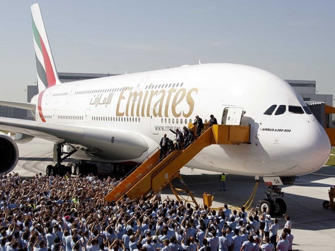 Emirates tiếp tục mua siêu máy bay A380 - Ảnh: Reuters