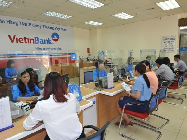 VietinBank phản pháo Bộ Tài chính: kiến nghị được nới "room"và không chia cổ tức