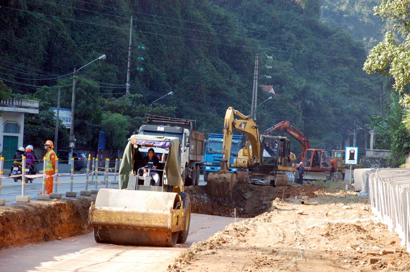 Việt Nam đang sợ nhà thầu Trung Quốc