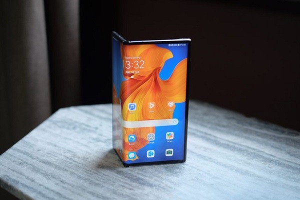 Huawei chịu lỗ hơn 60 triệu USD vì chiếc Mate X (Ảnh: Techradar)