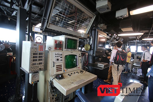 Đà Nẵng, USS John S.McCain, DDG 56, Hải quân Mỹ, hoa Kỳ, VietTimes