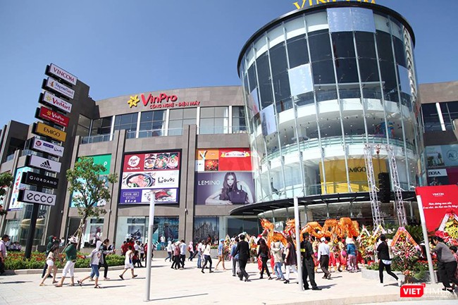 Thị trường bán lẻ vẫn còn là mới mẻ so với miền trung Việt Nam nói chung và Đà Nẵng nói riêng, do đặc tính mua sắm, chi tiêu của người dân tại khu vực còn cẩn trọng và hạn chế.