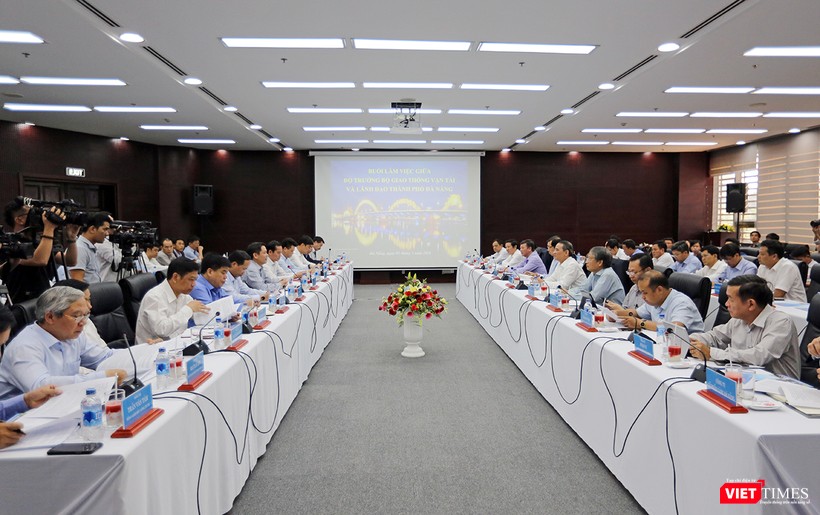 Chiều ngày 2/3, lãnh đạo TP Đà Nẵng đã có buổi làm việc với đoàn công tác của Bộ GTVT  về các vấn đề liên quan đến các dự án của ngành GTVT trên địa bàn TP
