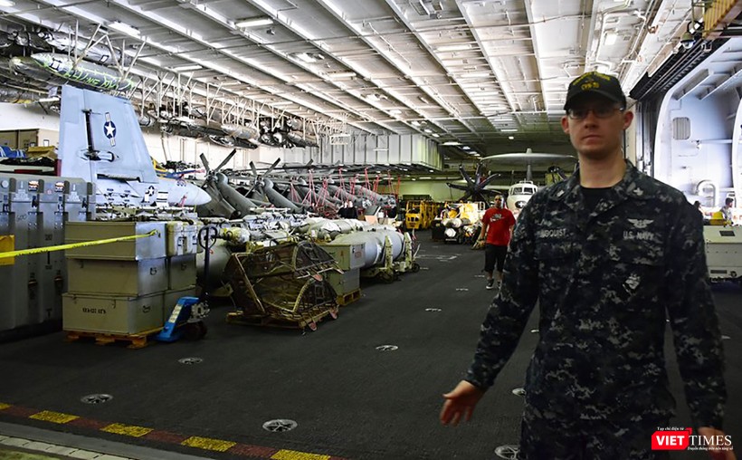Toàn cảnh chuyến thăm lịch sử của đội tàu sân bay USS Carl Vinson ở Đà Nẵng ảnh 28