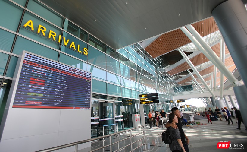 Gói thầu thi công hạng mục mặt dựng, kính trong nhà, lam chắn nắng,…nghiệm thu khối lượng sai với thực tế