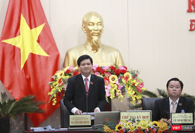 Theo ông Nguyễn Nho Trung, Chủ tịch HĐND TP.Đà Nẵng, không ai có thể can thiệp vào chính quyền TP.Đà Nẵng, và cũng không ai có thể đứng trên pháp luật.