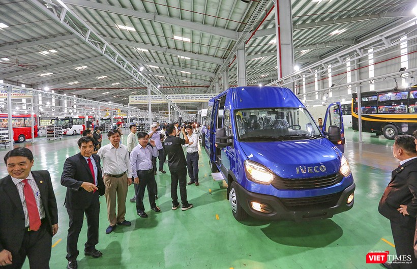 Dòng sản phẩm thương mại Mini Bus IVECO Daily do Thaco hợp tác với Iveco sản xuất