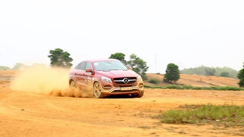 Trải nghiệm từ A-Z các dòng xe Mercedes tại Việt Nam ảnh 2