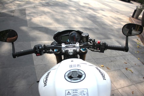 ‘Chiến binh đường phố’ Triumph Speed Triple R 2017 về Việt Nam ảnh 5