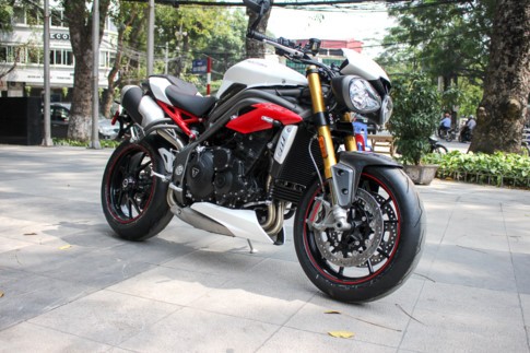 ‘Chiến binh đường phố’ Triumph Speed Triple R 2017 về Việt Nam ảnh 11