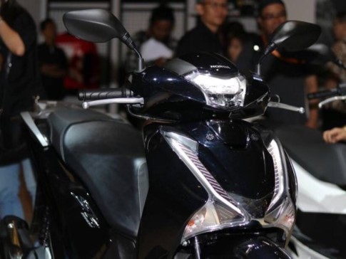 Khan hàng đội giá ở VN, Honda SH150i vẫn sang Indonesia với giá hời ảnh 1 Khan hàng đội giá ở VN, Honda SH150i vẫn sang Indonesia với giá hời ảnh 1