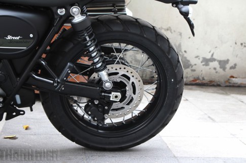 ‘Xế nổ’ Triumph Street Scrambler 2017 đầu tiên về Việt Nam ảnh 7 ‘Xế nổ’ Triumph Street Scrambler 2017 đầu tiên về Việt Nam ảnh 7