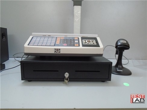 Thùng đựng tiền mặt có khoá, kết cấu cứng cáp.