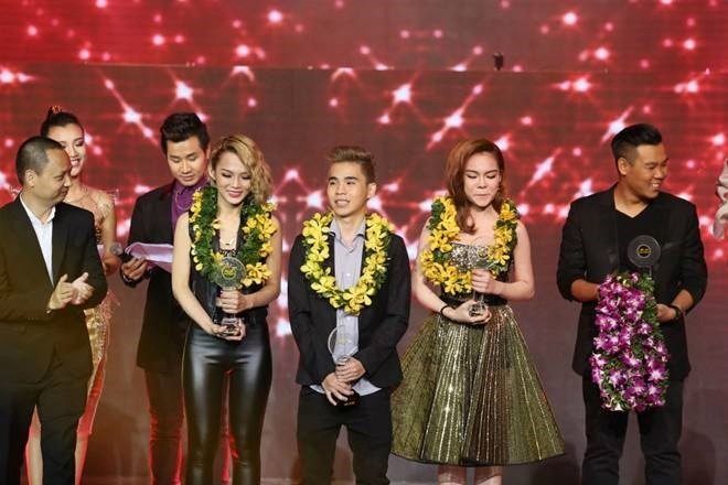 Giải vàng thuộc về đội của Giang Hồng Ngọc