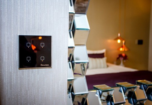 Nơi Bkav SmartHome được triển khai nhiều nhất là các khu đô thị hạng nhất như Phú Mỹ Hưng, Royal City hay Ecopark, trong các chương trình hợp tác bán kèm căn hộ, biệt thự.