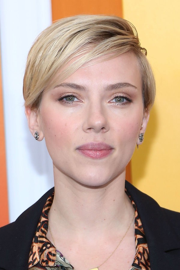 Scarlett Johansson, Channing Tatum, Sandra Bullock, Hugh Jackman, Tom Cruise, Dwayne 'The Rock' Johnson, Bradley Cooper, Leonardo DiCaprio, Robert Downey Jr., Jennifer Lawrence