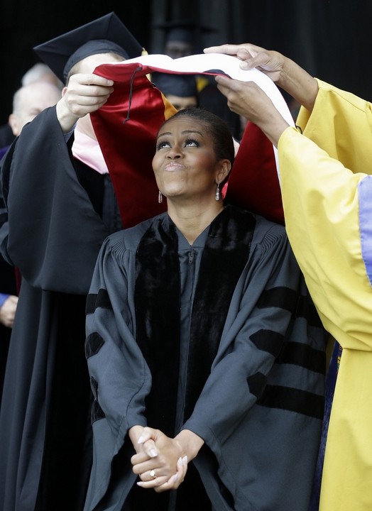 Obama làm đầu bếp, Kim Jong Un đáp chuyên cơ thị sát, bà Merkel chụp ảnh selfie ảnh 9