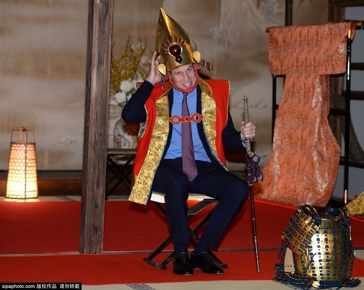 Obama làm đầu bếp, Kim Jong Un đáp chuyên cơ thị sát, bà Merkel chụp ảnh selfie ảnh 19