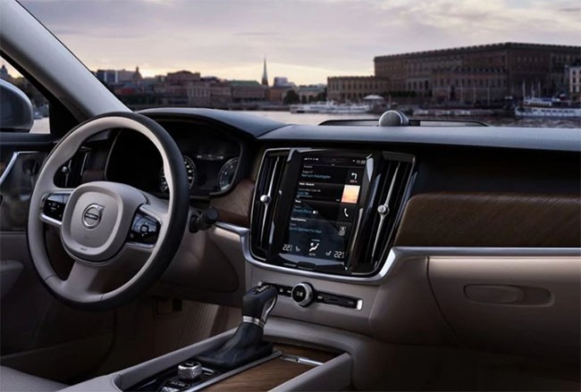 Đây là 10 ôtô sở hữu công nghệ “thời thượng” nhất 2017 ảnh 30