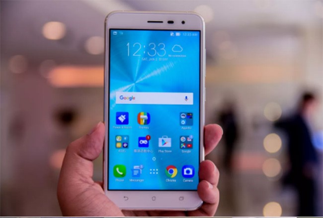 Top 10 smartphone chưa xóa sổ giắc tai nghe 3,5 mm  ảnh 8