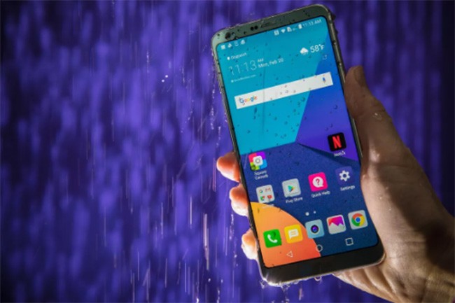 Top 10 smartphone chưa xóa sổ giắc tai nghe 3,5 mm  ảnh 5