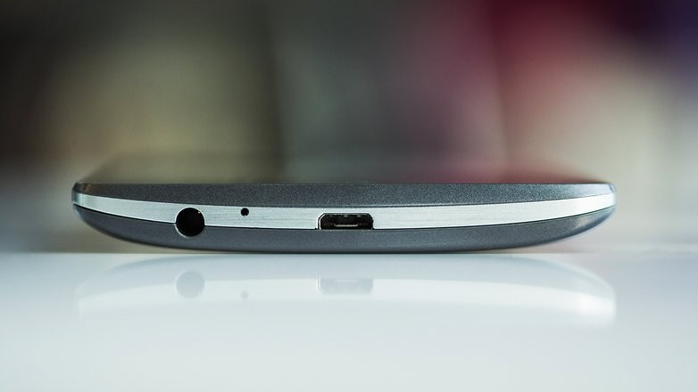 Cách khắc phục tình trạng điện thoại sạc pin không vào ảnh 2