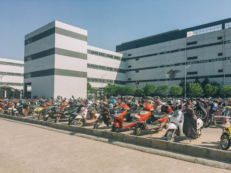 Khám phá Thành phố iPhone - nơi ra đời của một nửa số iPhone thế giới ảnh 5 Khám phá Thành phố iPhone - nơi ra đời của một nửa số iPhone thế giới ảnh 5