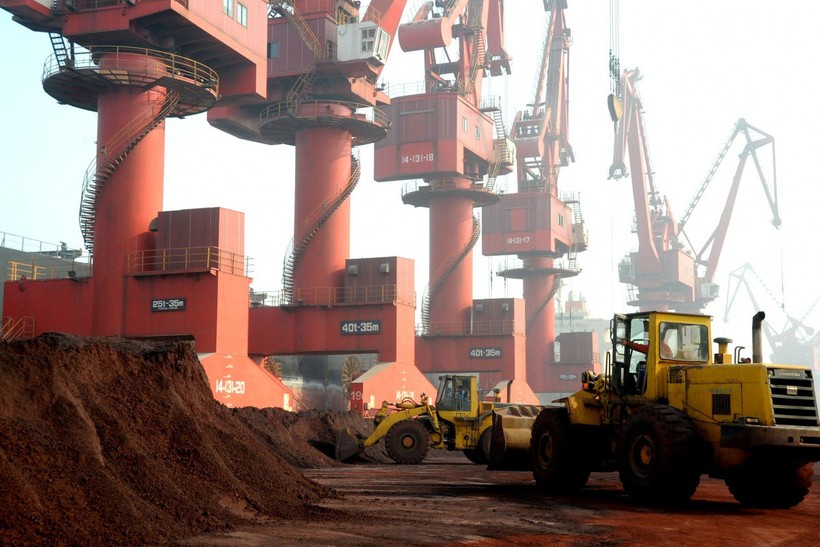 Cảnh khai thác đất hiếm ở tỉnh Giang Tô, Trung Quốc, ảnh chụp ngày 31.10.2010. Ảnh: SCMP