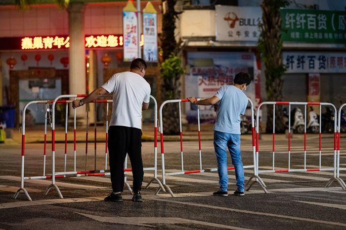 Thành phố Thụy Lệ, tỉnh Vân Nam, Trung Quốc "kiệt sức" vì đại dịch. 