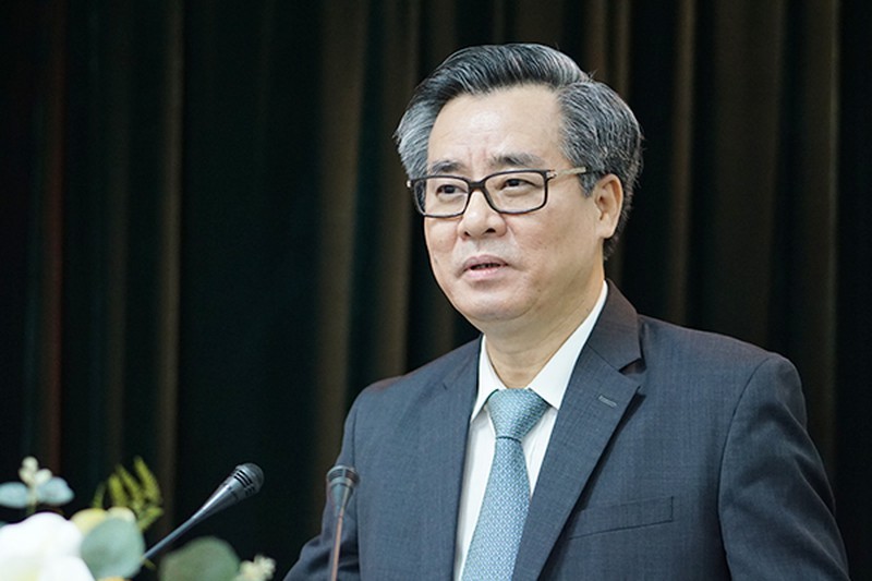 Ông Nguyễn Quang Dương - Phó Trưởng Ban Tổ chức Trung ương, thông tin tại Hội nghị Ông Nguyễn Quang Dương - Phó Trưởng Ban Tổ chức Trung ương, thông tin tại Hội nghị