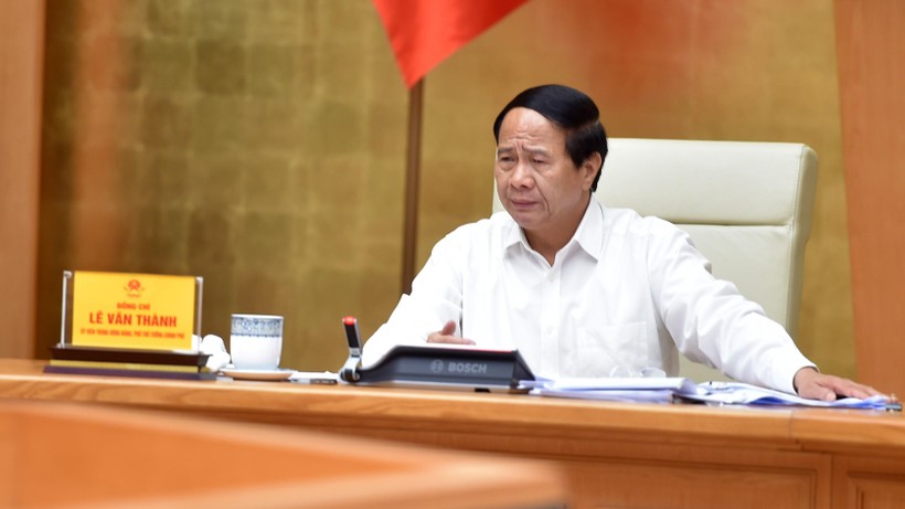 Phó Thủ tướng Lê Văn Thành tại hội nghị “Tháo gỡ khó khăn, vướng mắc cho các doanh nghiệp sản xuất tại các khu công nghiệp, khu chế xuất, khu công nghệ cao và cụm công nghiệp” (Ảnh: VGP) Phó Thủ tướng Lê Văn Thành tại hội nghị “Tháo gỡ khó khăn, vướng mắc cho các doanh nghiệp sản xuất tại các khu công nghiệp, khu chế xuất, khu công nghệ cao và cụm công nghiệp” (Ảnh: VGP)